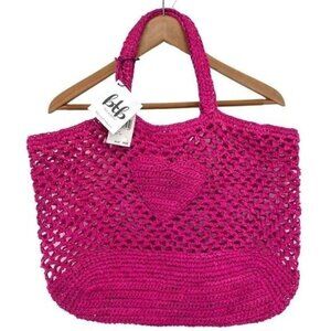 btb Los Angeles Heart Tote in Fuchsia New